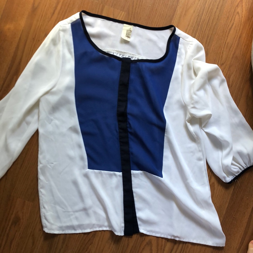 3/4 sleeve sheer top
